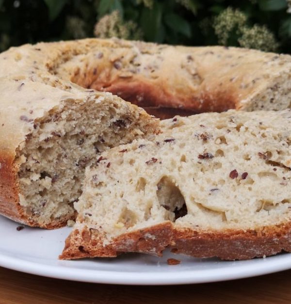 Brot aus dem Omnia – mit Sonnenblumenkernen
